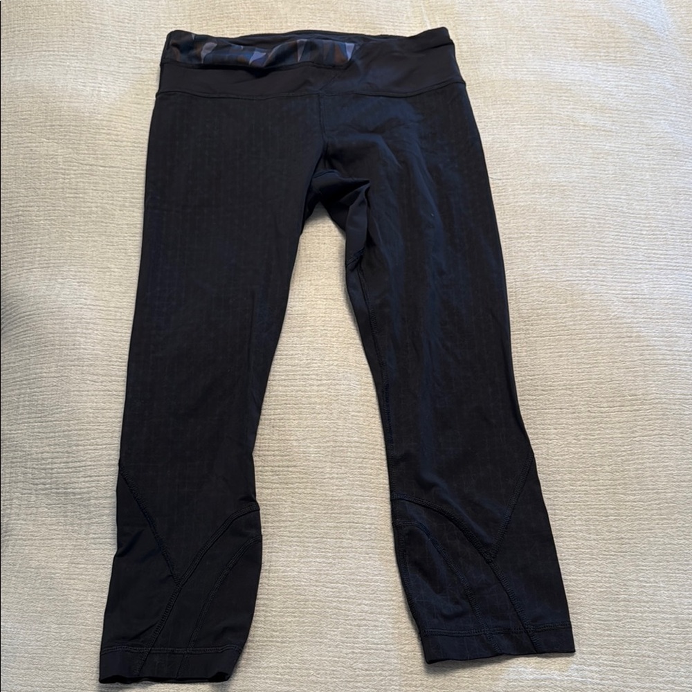 Lululemon Black Cropped Leggings